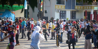 Senam Pagi Ceria Satgas Yonzipur 5/ABW, Hidup Sehat Tubuh Bugar