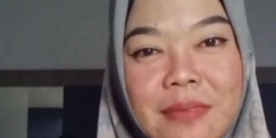 Ini Sosok Guru Viral Bongkar Kelakuan Kadisdik Kalsel Melenggang dengan Sandal Jepit dan Merokok