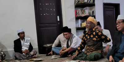 Bantah Klaim Iqbal, TGH Maarif Makmun Tegaskan Dukung Zul-Uhel