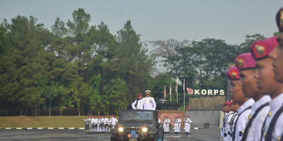 Prajurit Korps Marinir Jakarta Ikut Upacara Peringatan HUT ke-79 TNI AL 