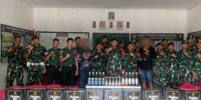 Satgas Yonarmed 11 Kostrad dan Tim Gabungan TNI Gagalkan Penyelundupan Ribuan Miras