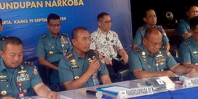 Koarmada RI Gagalkan Penyelundupan Narkoba Jenis Kokain dan Sabu