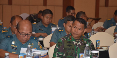 Wadan Kormar Hadiri Presentasi Kapal Tanpa Awak Unmanned Boat