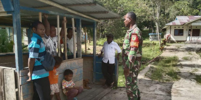 Ciptakan Kedekatan, Babinsa Komsos dengan Warga Binaan