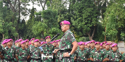 Akhiri Tugas Wadan Kormar, Brigjen TNI (Mar) Suherlan Exit Briefing