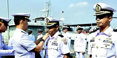 Komandan KRI Panah-626 Resmi Dijabat Mayor Laut (P) Arief Wangsa  