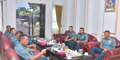 Dankormar Terima Laporan Kenaikan Pangkat Pati Korps Marinir