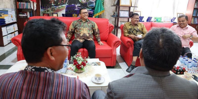Pjs Bupati Toba Dukung Tim Pesparawi Toba untuk Berlaga di Ajang Nasional 2025