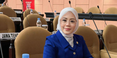 Teh Aanya Jelaskan Duduk Perkara Interupsi Senator Komeng di Sidang Paripurna DPD RI