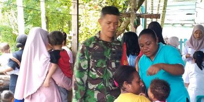 Dukung Kesehatan Ibu dan Anak, Babinsa Dampingi Kegiatan Ponyandu