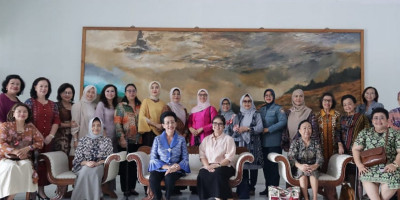 Kunjungi Pameran Parama Iswari, GKR Hemas: Pentingnya Perempuan Berdaulat