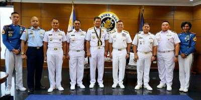 Pangkoarmada III Kunjungi Headquarters of the Philippines Navy 