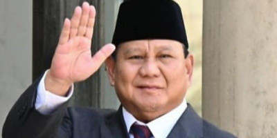 Pilih Menteri, Prabowo Tak Lepas dari Bayang-bayang Jokowi