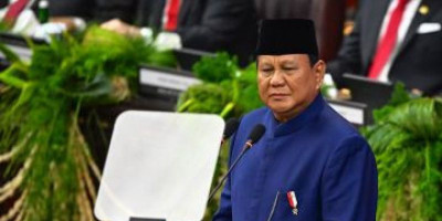 Pidato Perdana sebagai Presiden RI, Prabowo Tegaskan Utamakan Kepentingan Rakyat
