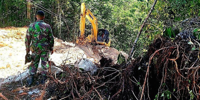 Komandan SSK TMMD Reguler Kodim 1805/Raja Ampat Apresiasi Prajurit dan Warga
