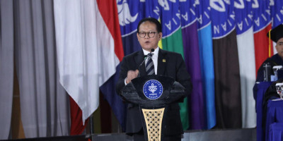 Wisuda Sekolah Vokasi IPB University,  Prof. Rokhmin Dahuri: Pahami Cetak Biru Pembangunan Nasional dan Dinamika Global