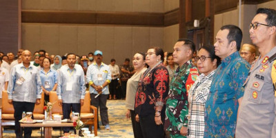 Dandim 1708/BN Hadiri Debat Publik Pertama Paslon Bupati dan Cawabup Biak Numfor