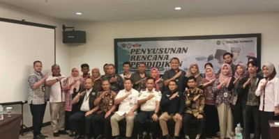 Aviation Goes To Campus: Dr. Asri Santosa, Keynote Speaker Penyusunan Rencana Pendidikan Poltekbang Makassar.