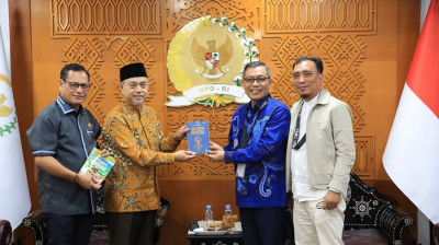 Tamsil Linrung : Dukung Swasembada Pangan, DPD Apresiasi Inovasi Padi Trisakti