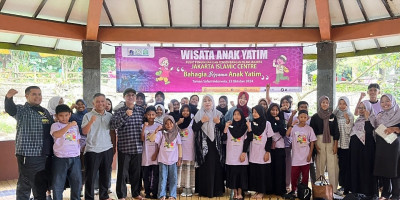PPIJ Ajak Anak Yatim Berwisata Di Taman Safari 