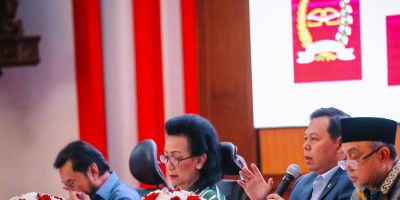 Arahan ke Seluruh Pegawai Setjen DPD untuk Wujudkan Parlemen Modern