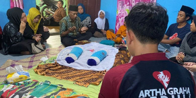 AGP Melalui MEG dan Arthakes Sampaikan Duka Mendalam ke Keluarga Bayi Erlin