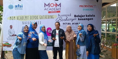 Mom Academy Depok dan AFSI Gelar Pelatihan Keuangan dan Keterampilan 