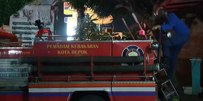 Petugas Damkar Depok Keluhkan Peralatan yang Tidak Layak