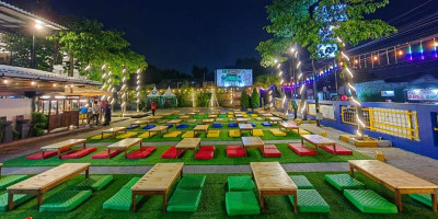 ER'S Nasi Tempong & Cafe Hadirkan Konsep Angkringan di Tangerang Selatan