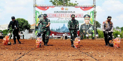 Dukung Asta Cita Presiden RI, Panglima TNI Tinjau Program Ketahanan Pangan Kodam IV/ Diponegoro