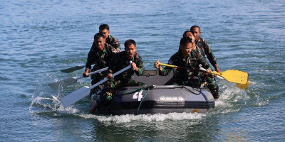 Jelang Hari Armada RI, Koarmada III Adakan Lomba Dayung