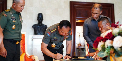 Panglima TNI Tandatangani MoU Pengamanan dan Pengawasan Kekayaan Negara