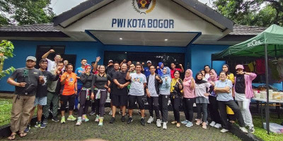Pj Sekda Kota Bogor Hadiri Jumat Sehat dan Bazaar Berkah PWI Kota Bogor