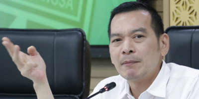 Pagar Laut Tangerang Berpotensi Kerugian Negara Rp300 Triliun