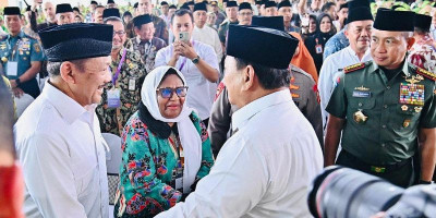 Panglima TNI Dampingi Presiden RI Buka Kongres ke-18 Muslimat Nahdlatul Ulama