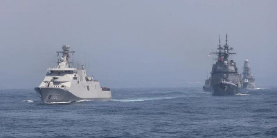 KRI I Gusti Ngurah Rai-332 Pimpin Subdivisi di IFR pada 5TH MNEK 2025