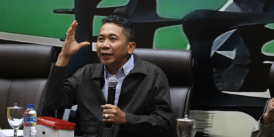 Masyarakat Makin Kere, Daya Beli Makin Anjlok