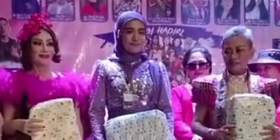 Nana Mardiana Juara 1 Lomba Fashion, Ternyata Pedangdut Senior 