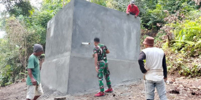 Pembuatan Bak Penampungan Air TMMD 123 Kodim 1510/Sula Hampir Selesai