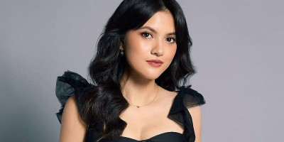 Inspirasi Makeup Coral Elegan untuk Hari Raya ala Marsha Aruan