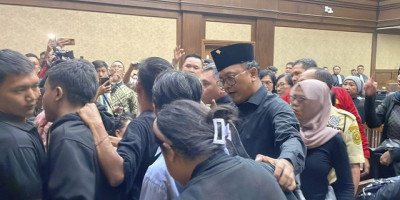 Sejumlah Penyusup Diamankan dan Diserahkan ke Polisi