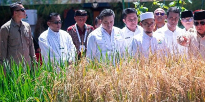 Prof. Rokhmin Dahuri Puji Ustaz Adi Hidayat: Ulama Visioner di Balik Gerakan Indonesia Menanam (GERINA)