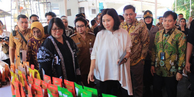 Wamen Veronica Tan Tekankan Kemandirian Perempuan, Dirut PNM Sepakat Perkuat Pemberdayaan 