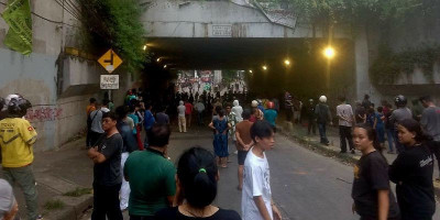 Manggarai Kembali Gelar 'Festival Lempar Batu & Petasan Jalanan'