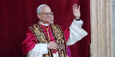 Asap Putih dari Kapel Sistina, Tanda Lahirnya Paus Pertama dari Amerika Serikat
