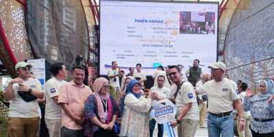 Meriah! Panen Hadiah Simpedes BRI KC Cikarang Beri Mobil, Motor & TV untuk Nasabah Setia