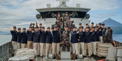 KRI Tatihu-853 Taklukkan Samudra Demi Rupiah Berdaulat!