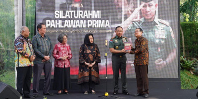 Pahlawan Boleh Gugur, Tapi Jiwa Juangnya Hidup dan Menyatu Dalam Darah Prajurit TNI