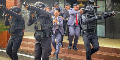 Yonif 201/JY Gelar Latihan Pengamanan VVIP di Depok