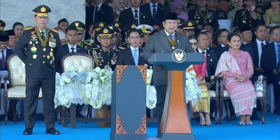 Presiden Prabowo: Polisi Harus Dengarkan Jeritan Rakyat, Bukan Seperti di Negara Maju